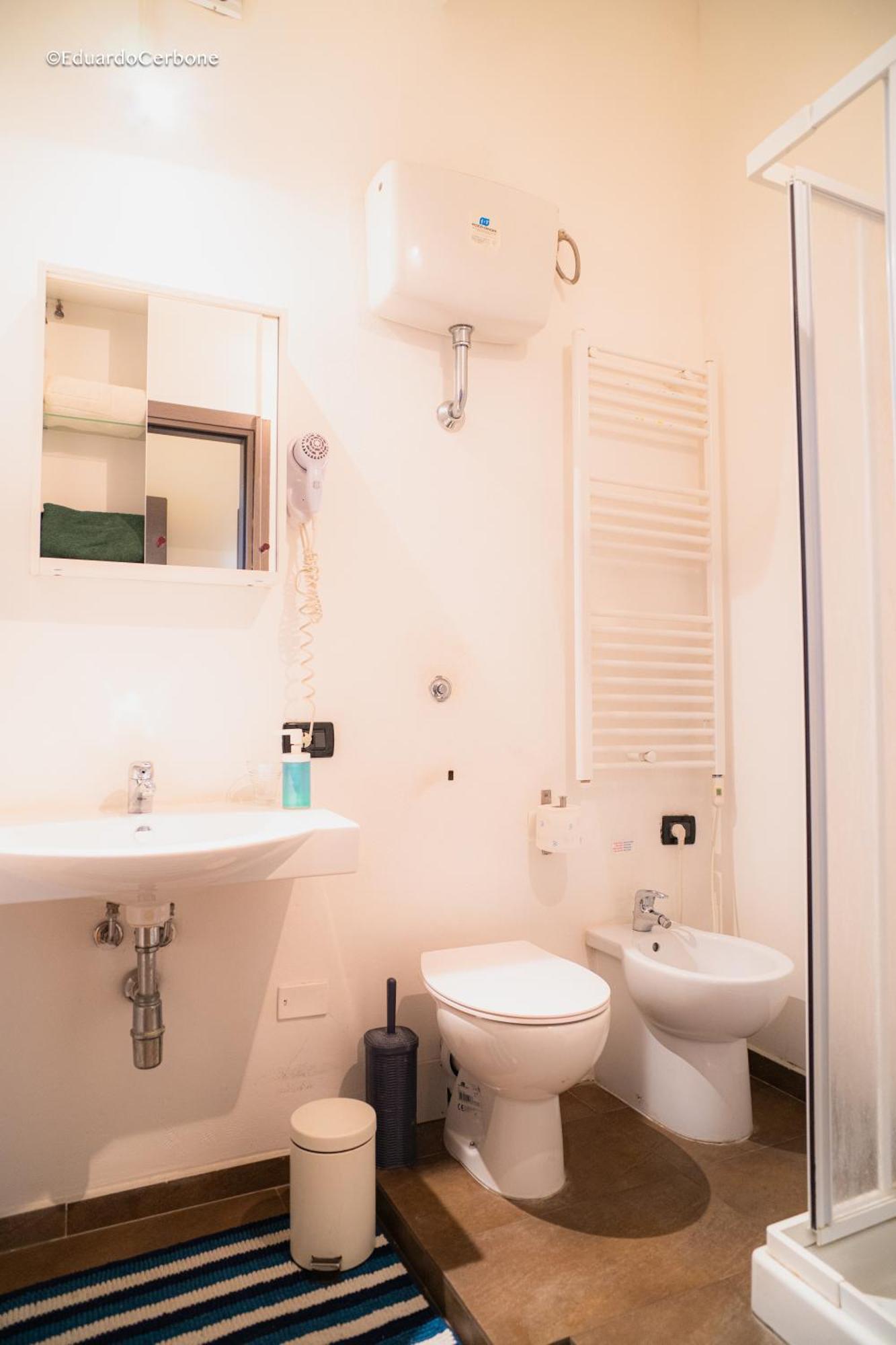 Da Linda Hotel ลีวอร์โน ภายนอก รูปภาพ